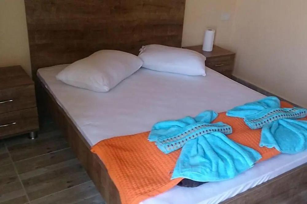 Onur Motel Faralya Fethiye Экстерьер фото