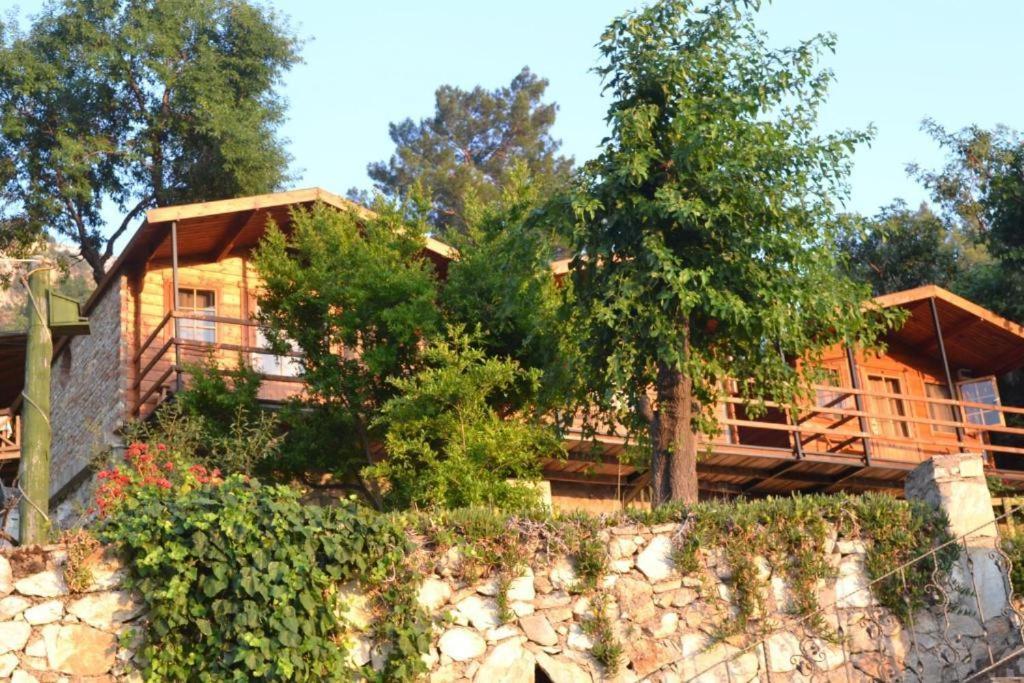 Onur Motel Faralya Fethiye Экстерьер фото